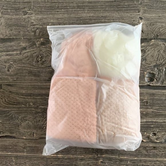 (Set of 4) 2 Microfiber Hair Towel Wraps+ 1 Spa Headband+ 1 Shower Puff - Picture 4 of 9